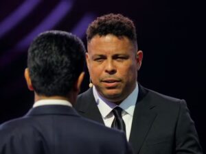 Ronaldo desiste de candidatura à presidência da CBF