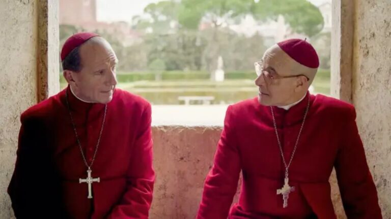Figurinista revela significado por trás das roupas em "Conclave"