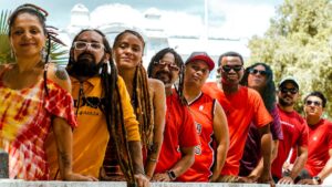 Alma Roots lança 'Agarradinho' e celebra o reggae de salão