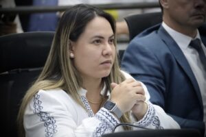 Ana Portela vota a favor e garante o envio de mais de 8 milhões de reais ao Terceiro Setor