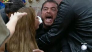 Andreoli e Rafa Brites dão bronca no elenco do "Power Couple"