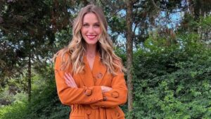 Apresentadora do SBT relata crise de pânico ao voltar a trabalhar