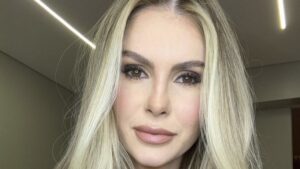 Bárbara Evans abandona o loiro e faz mudança drástica no visual