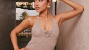 Becky G, atriz de Power Rangers, lança o single "Que Haces"