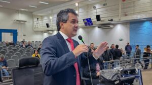Câmara aprova criação de frente parlamentar pela regularização das hortas, proposta por Landmark Rios