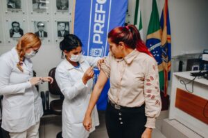 Capital intensifica campanha de vacinação contra a gripe com 40% de cobertura