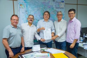 Caravina recebe vereadores de Paraíso das Águas e apoia melhorias em rodovias rurais
