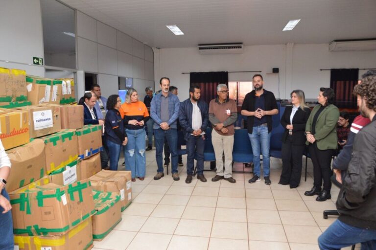 Com previsão de frio intenso, Prefeitura distribui 10 mil peças de roupas e agasalhos a entidades sociais