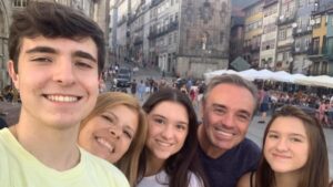 Como filhos de Gugu estão após divisão da herança de R$ 1 bilhão?