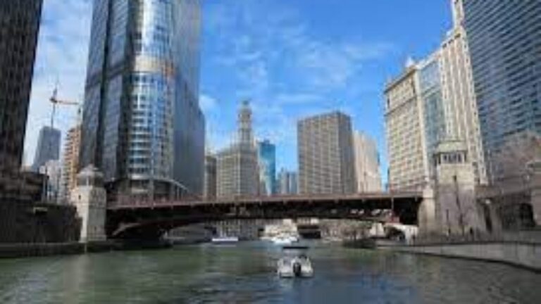 Conheça Chicago, terra natal do novo Papa eleito
