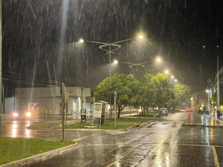 Coxim registra volume de chuva três vezes acima da média em abril