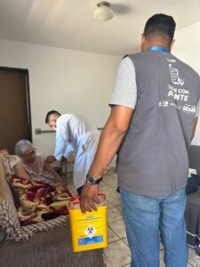 Diante do aumento de casos de doenças respiratórias, Sesau intensifica vacinação de acamados com apoio do Estado