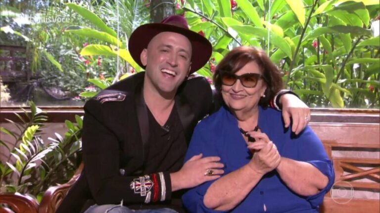Dona Déa Lúcia fará musical em homenagem a Paulo Gustavo