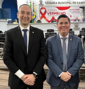 Dr. Victor Rocha convida Desembargador-Geral Pedro Paulo Gasparini para falar na Câmara sobre a importância da Defensoria Pública
