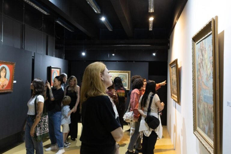 Exposição gratuita no Museu da Imagem e do Som em Campo Grande revela multiplicidade artística de Lídia Baís