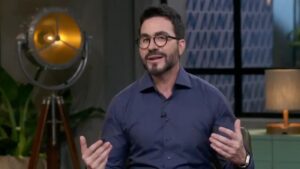Fábio de Melo se pronuncia sobre ex-gerente demitido: "Lamento"