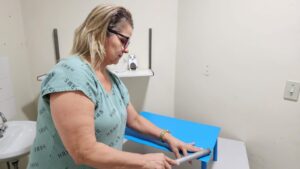 Iniciativa da Nefrologia do HRMS traz mais conforto aos pacientes em hemodiálise
