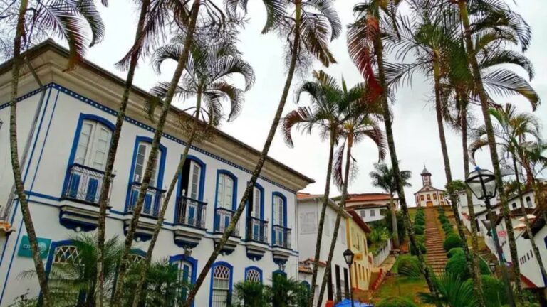 Iphan veta asfaltamento em área tombada de Diamantina, em MG