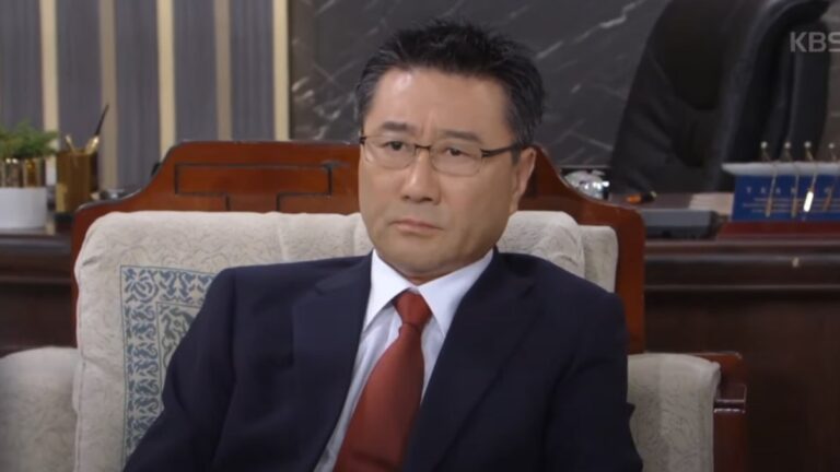 Morre Choi Jung Woo, ator sul-coreano de doramas, aos 68 anos