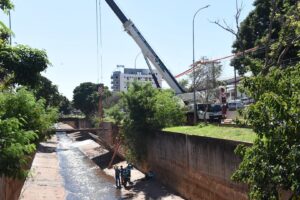 Prefeitura acelera obras de recuperação na Avenida Ernesto Geisel