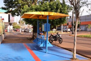 Prefeitura de Dourados mantém revitalização de pontos de ônibus