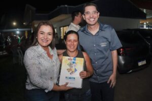 Prefeitura realiza maior regularização fundiária de MS com entrega de contratos às famílias da Homex
