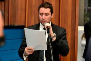 Projeto permite início de aulas em autoescolas um ano antes da idade mínima