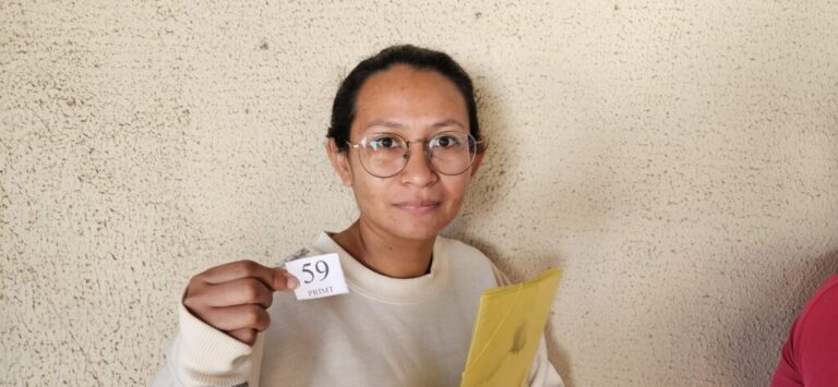 Quarto dia do “Primt Itinerante” registra desistências da fila e organização de candidatos para a segunda-feira 