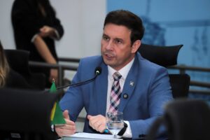 Refis 2025 chega à Câmara e vereador André Salineiro adianta que vai votar sim