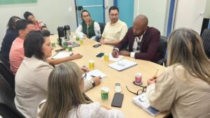 Representantes do Ministério dos Direitos Humanos visitam SAS e apresentam Plano Nacional ‘Ruas Visíveis’
