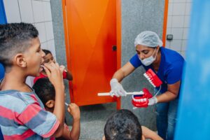 Sorrisos que transformam: Prefeitura realiza ‘Dia D’ do programa Mais Saúde Bucal nas Escolas em 11 unidades da Reme