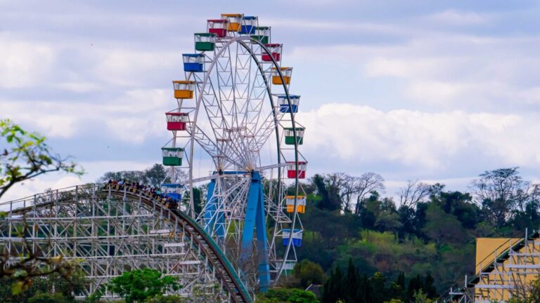 Veja quem pode entrar de graça no Hopi Hari em junho