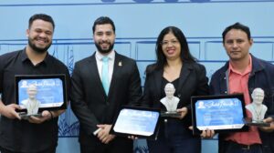 Vereador Fábio Rocha participa de homenagem a lideranças religiosas com o Prêmio Papa João Paulo II