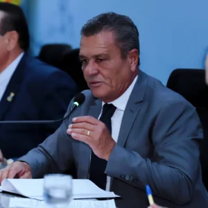 Vereador inicia semana com reivindicações por melhorias em bairros da Capital