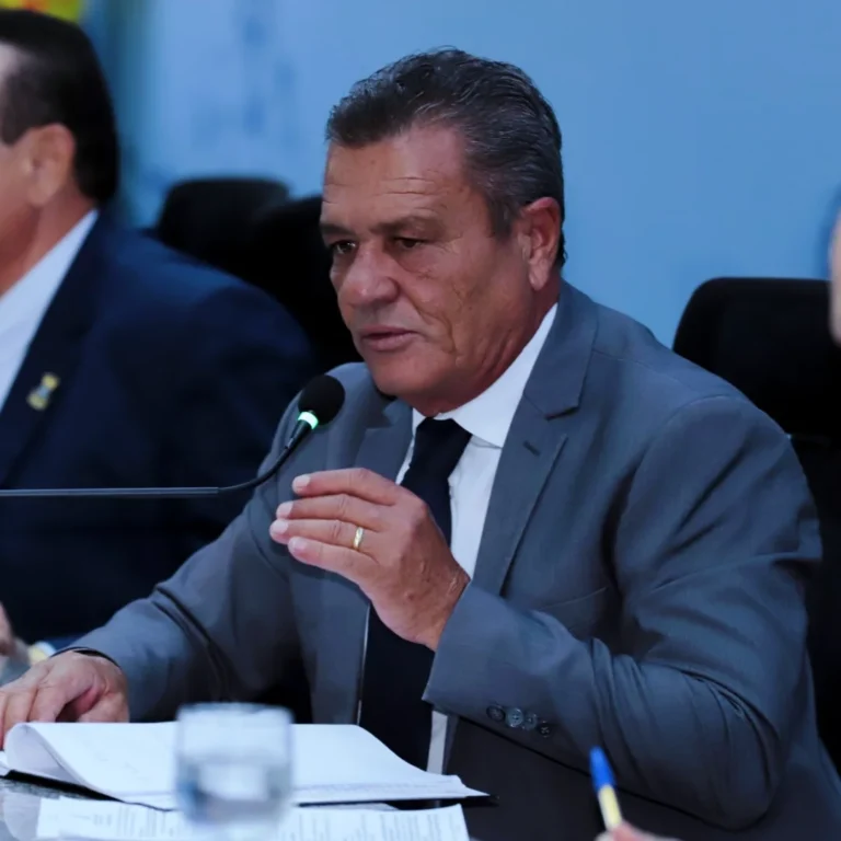 Vereador inicia semana com reivindicações por melhorias em bairros da Capital