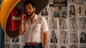 Wagner Moura celebra prêmio em Cannes mesmo ausente no festival