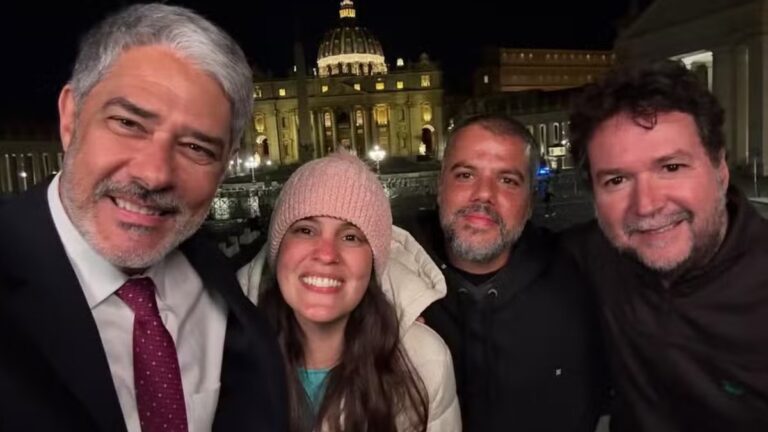 William Bonner se despede do Vaticano após cobertura do conclave