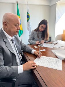 AGEMS e ANP assinam acordo inédito de cooperação que impulsiona setor de gás natural e biogás