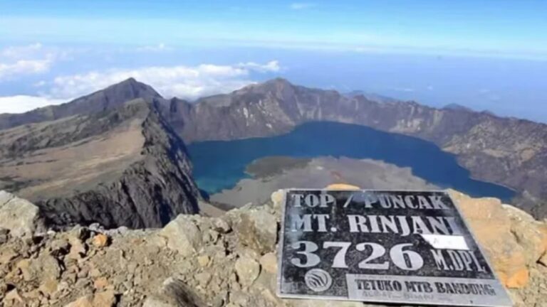 Após morte de brasileira, turistas denunciam perigos no Rinjani