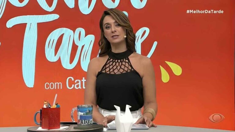 Band se pronuncia e lamenta a saída repentina de Catia Fonseca