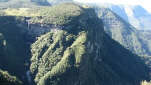 Capadócia brasileira: Praia Grande vira polo de ecoturismo