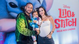 Disney exibe "Lilo & Stitch" em sessão privada com Neymar