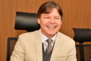 Emenda do deputado Paulo Duarte vai atender pacientes de quimioterapia