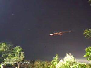 Fenômeno no céu chama a atenção e assusta moradores da região Norte de MS na noite desta sexta-feira