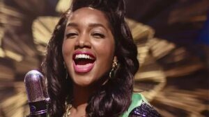 IZA faz performance de clássico do jazz em "Garota do Momento"