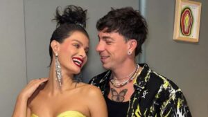 Isabeli Fontana expõe vida sexual com Di Ferrero e uso de GPS