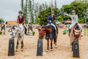 Jovem atleta de hipismo conquista o 2° lugar no Campeonato Estadual com apoio do Auxílio-Atleta