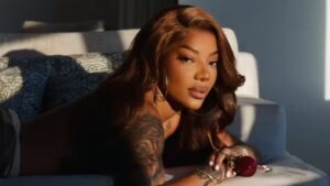 Ludmilla faz topless e Brunna deixa comentário inusitado; veja