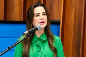 Mara Caseiro pede curso de Educação Especial em Iguatemi