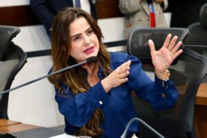 Mara Caseiro solicita investimentos para modernização do Aeroporto de Amambai